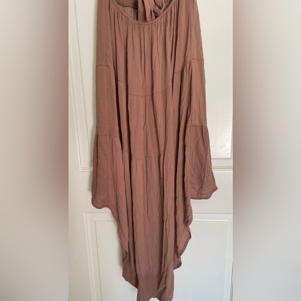 Streetwear Society Women’s Tiered Maxi Dress in Dusty Rose - Picture 6 of 11
